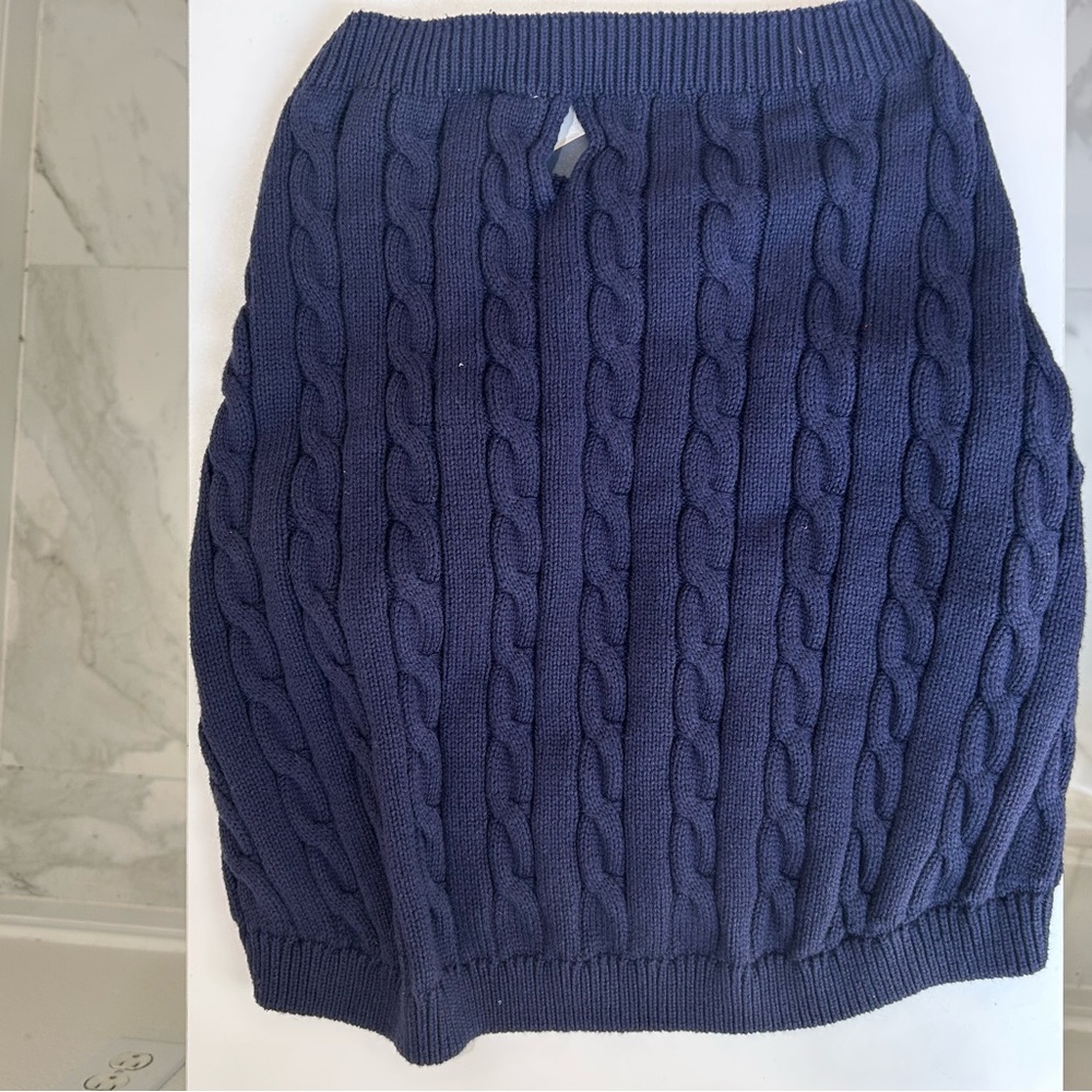 Gap "For A Lucky Dog" cable-knit pet sweater. Size L, NWT
